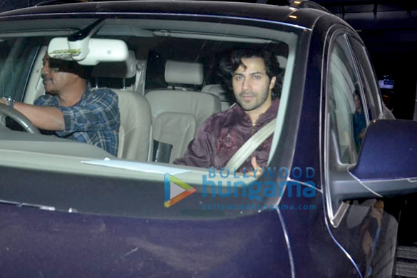 varun dhawan spotted outside the gym in bandra 3