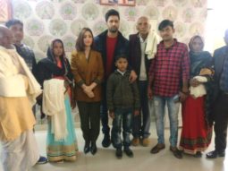 Vicky Kaushal and Yami Gautam meet the families of URI martyrs in Lucknow