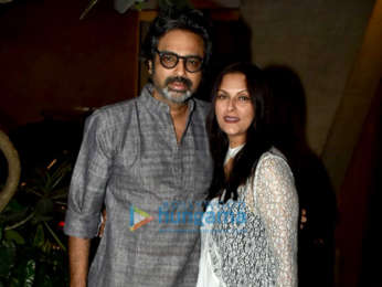 Aamir Khan snapped with his first wife in Bandra