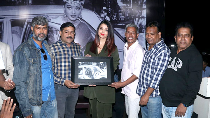 Aishwarya Rai Bachchan snapped at Mumbai Moment 2019 Calendar launch