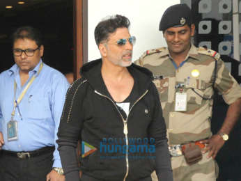 Akshay Kumar and Twinkle Khanna snapped at the airport