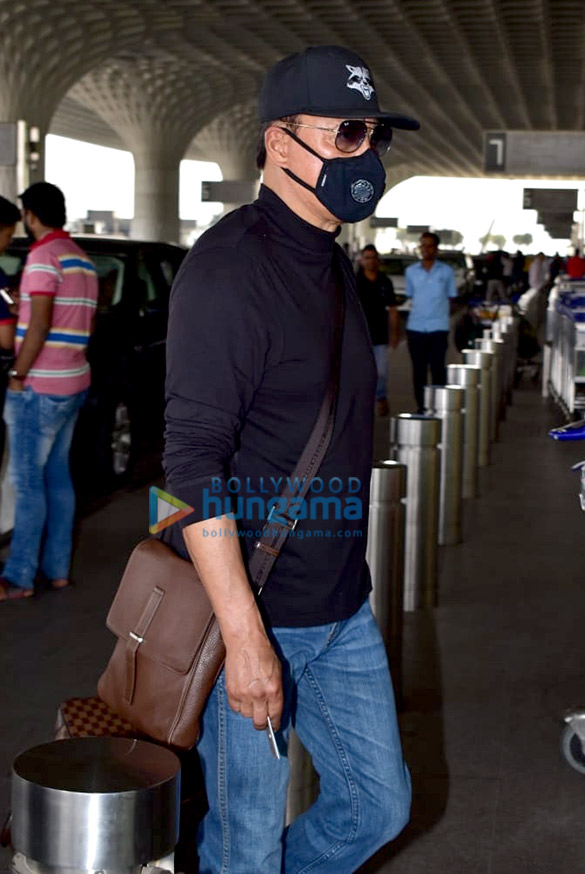 alia bhatt anil kapoor and danny denzongpa snapped at the airport 4