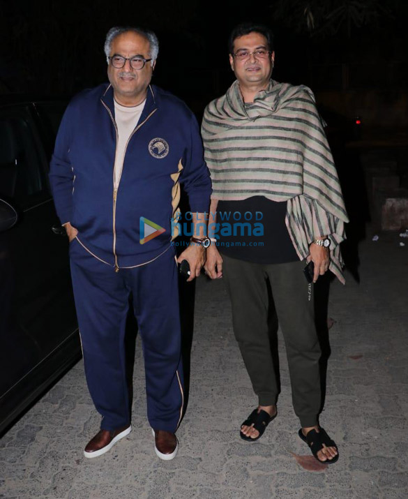alia bhatt javed akhtar and others grace the special screening of uri at sunny super sound in juhu 3