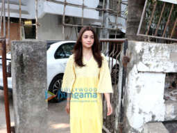 Alia Bhatt spotted at Kromakay salon in Juhu