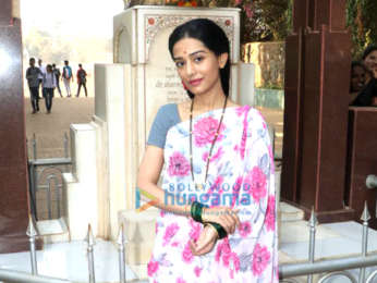 Amrita Rao snapped during a shoot dressed as Meenatai Thackeray for the film Thackeray