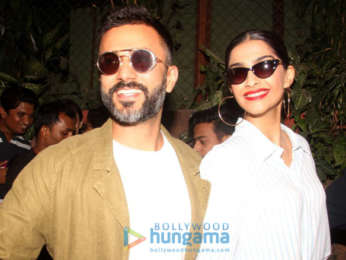 Anil kapoor, Sonam Kapoor Ahuja and Anand Ahuja snapped in Bandra