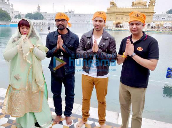 Bhushan Kumar, Remo DSouza, Varun Dhawan and Lizelle Dsouza snapped at the Golden Temple, Amritsar