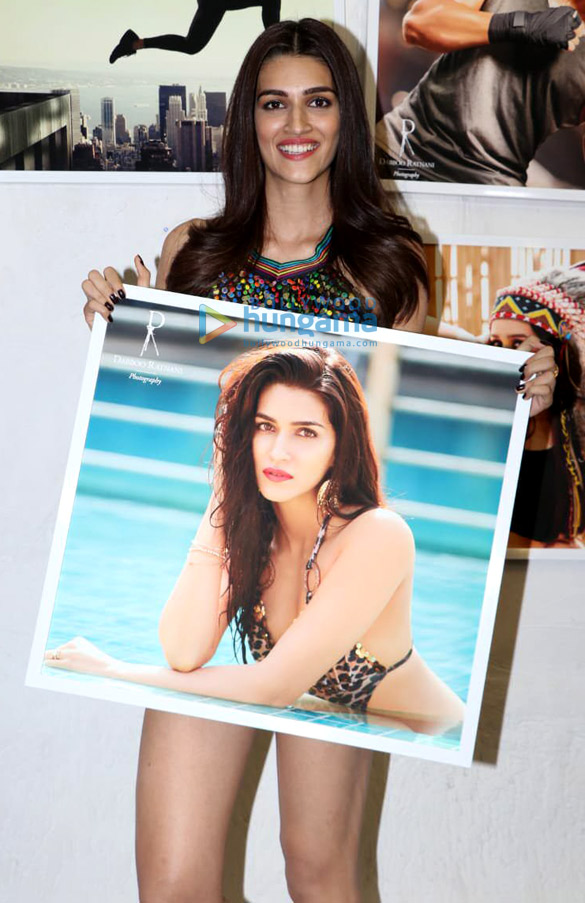 celebs grace dabboo ratnanis calender launch 2019 4 2