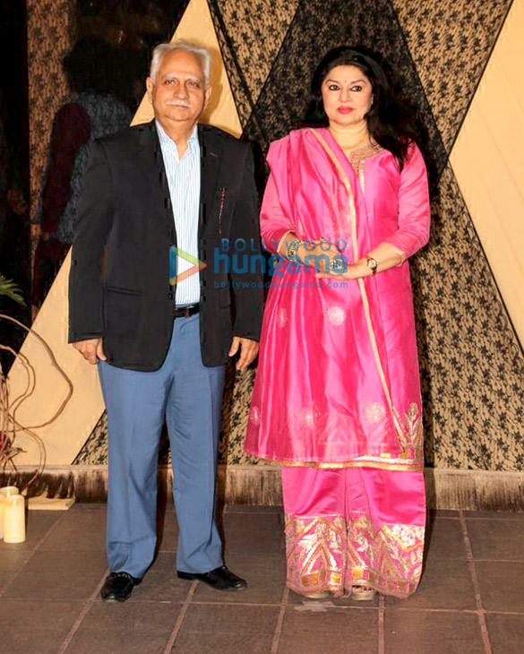 celebs grace mukesh bhatts daughter sakshi bhatts wedding reception 25