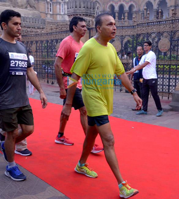 celebs snapped at tata mumbai marathon 2019 6