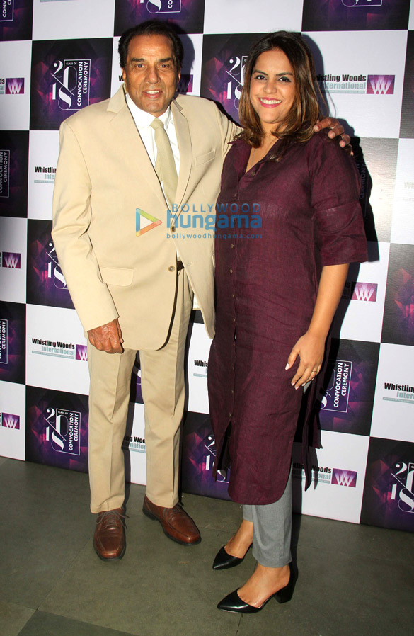 dharmendra and subhash ghai grace the wwi convocation ceremony of the class of 18 4