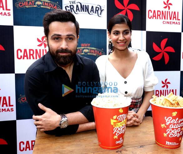 emraan hashmi and shreya dhanwanthary promote why cheat india at carnival cinemas in mumbai 4