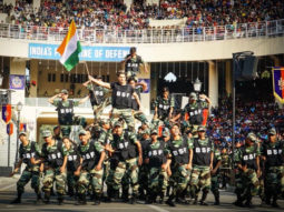 Varun Dhawan delivers a power packed performance at Attari Border on Republic Day 2019 (watch videos)