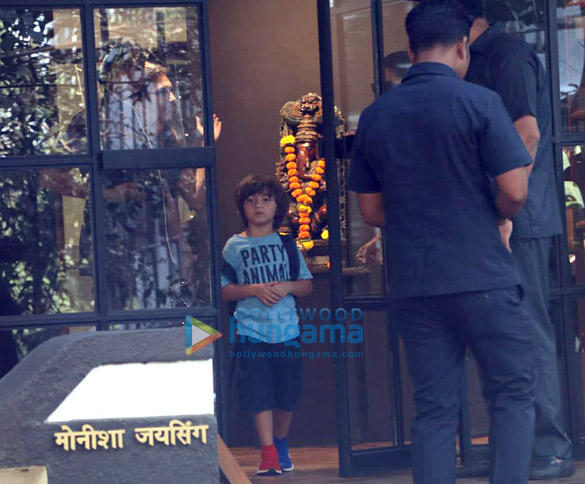 gauri khan and abram khan spotted at monisha jaisings store in bandra 2