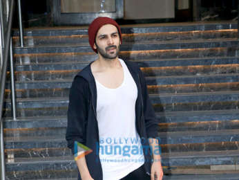 Kartik Aaryan snapped at the gym in Juhu