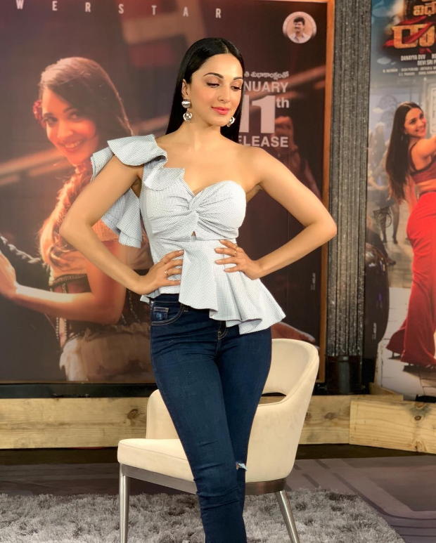 Kiara Advani in Arabellaa for Vinaya Vidheya Rama promotions (2)