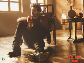 Movie Wallpapers Of The Movie Pati Patni Aur Woh
