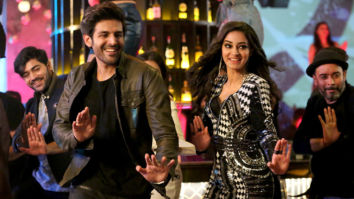 Movie Wallpapers Of Pati Patni Aur Woh