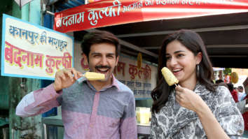 Movie Wallpapers Of The Movie Pati Patni Aur Woh