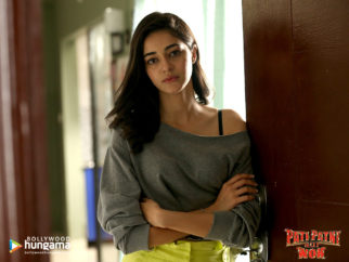 Movie Wallpapers Of The Movie Pati Patni Aur Woh
