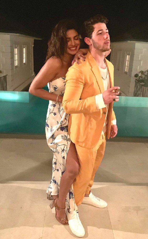 Priyanka Chopra and Nick Jonas enjoy their romantic getaway in the Carribean Priyanka Chopra and Nick Jonas enjoy their romantic getaway in the Carribean