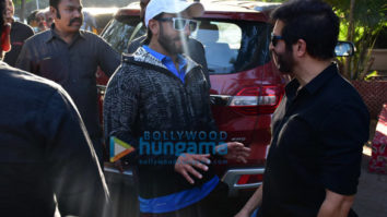 Ranveer Singh and Kabir Khan spotted at JVPD ground in Juhu
