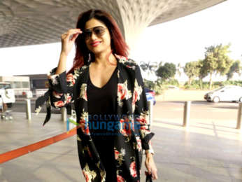 Raveena Tandon, Sophie Choudry and others snapped at the airport