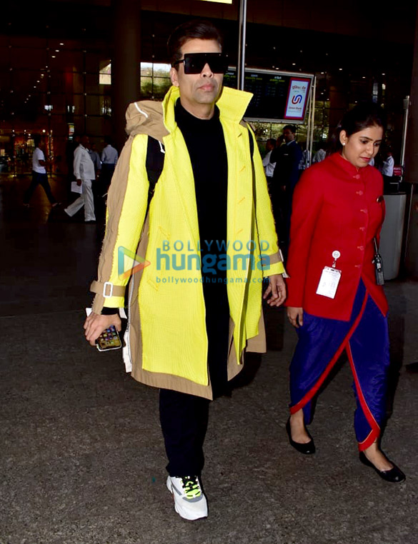 shabana azmi and karan johar snapped at the airport 4