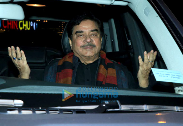 shatrughan sinha akbar khan and others grace sanjay khans birthday bash 5