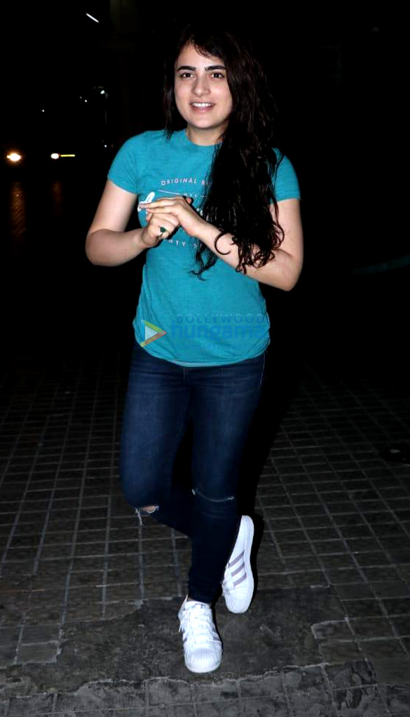 shraddha kapoor shakti kapoor siddhant kapoor and others snapped at bombairiya screening 2