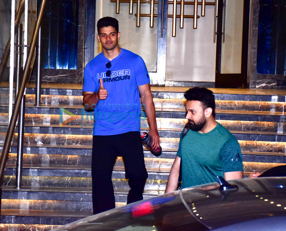 sonal chauhan and sooraj pancholi spotted at the gym in juhu 4