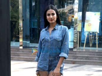 Sonal Chauhan spotted at Yauatcha in BKC