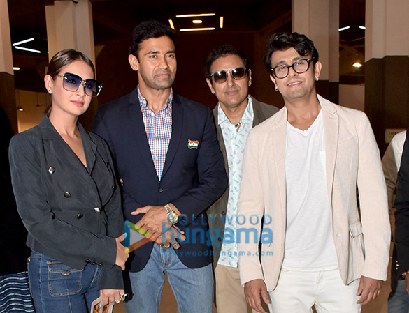 sonu nigam sanjeev kapoor others grace the india art festival 2019 4