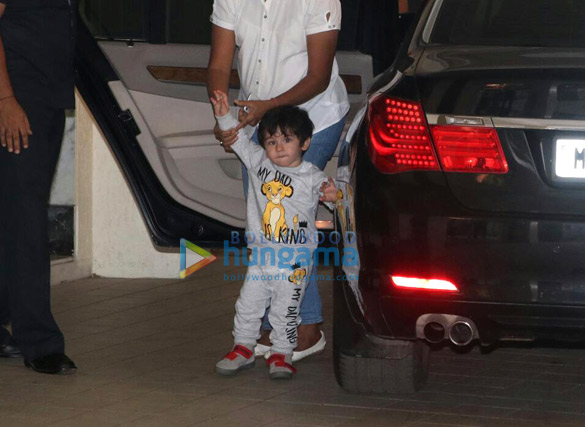taimur ali khan spotted at khar 1 2