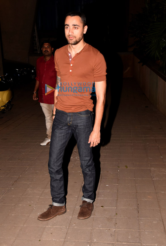 tiger shroff janhvi kapoor ananya pandey and others attend punit malhotras bash 21