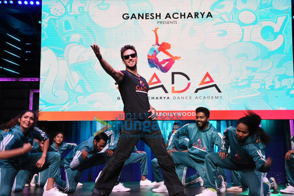 tiger shroff and ganesh acharya snapped at the launch of ganesh acharya dance academy at ratnagiri hotel dindoshi goregaon east 06