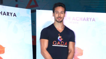 Tiger Shroff and Ganesh Acharya snapped at the launch of Ganesh Acharya Dance Academy at Ratnagiri Hotel, Dindoshi, Goregaon East Part 3