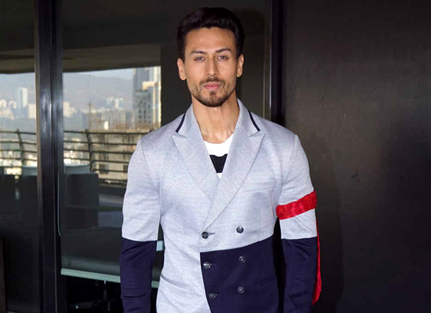 Tiger Shroff multitasks as he shoots for YRF’s next with Hrithik Roshan and Student Of The Year 2 simultaneously Tiger Shroff multitasks as he shoots for YRF’s next with Hrithik Roshan and Student Of The Year 2 simultaneously