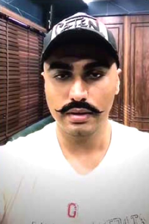 Watch Arjun Kapoor pays tribute to the martyrs of the third battle of Panipat