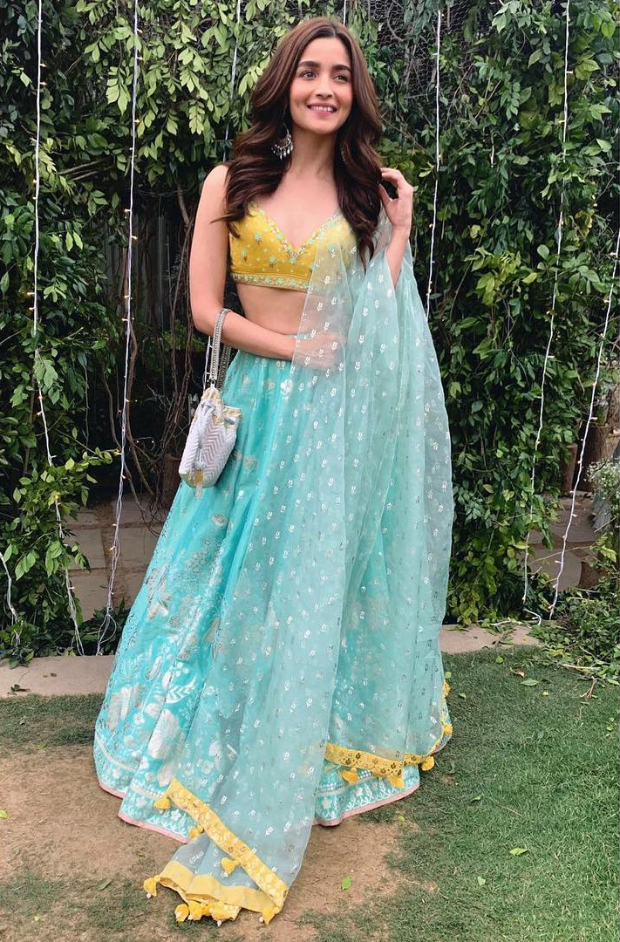Alia Bhatt in Anita Dongre for Devika Advani's pre-wedding festivities in Delhi (1)