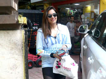 Bipasha Basu spotted at Party Hunterz store in Bandra