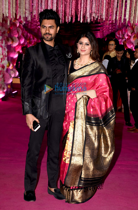 celebs grace azhar moranis wedding reception 24