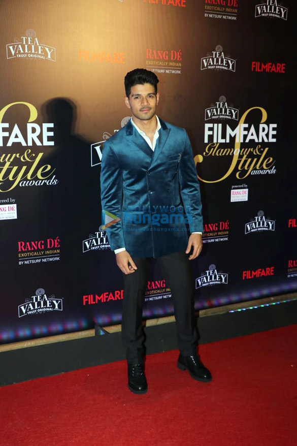 celebs grace filmfare glamour and style awards 2019 at jw marriott in juhu45 7