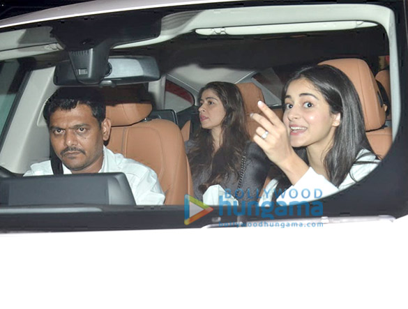 esha gupta and ananya pandey spotted at soho house in bandra 4