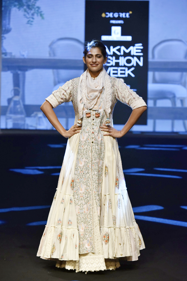 Kubra Sait and Ahana Kumra for Gazal Mishra at LFW Summer Resort 2019 (1)