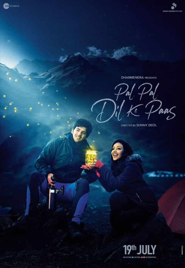 On Valentine’s Day, Sunny Deol unveils first look of Karan Deol and Sahher Bambba’s Pal Pal Dil Ke Paas, to release July 19, 2019 On Valentine’s Day, Sunny Deol unveils first look of Karan Deol and Sahher Bambba’s Pal Pal Dil Ke Paas, to release July 19, 2019