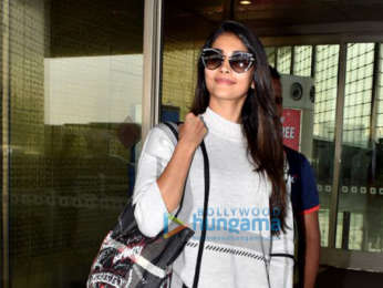 Pooja Hegde and Neha Kakkar snapped at the airport