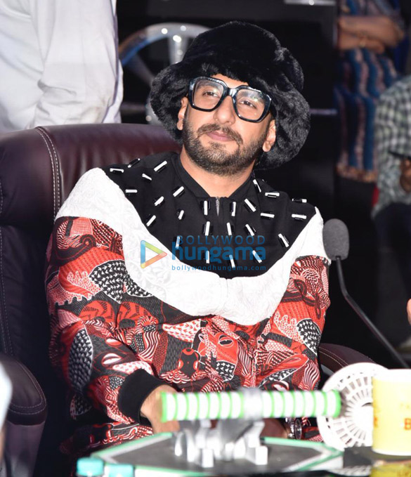 ranveer singh and alia bhatt promote gully boy on super dancer chapter 3 6