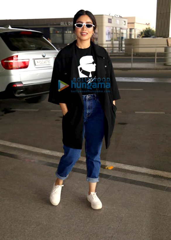 shahid kapoor bhumi pednekar sushant singh rajput and others snapped at the airport 2