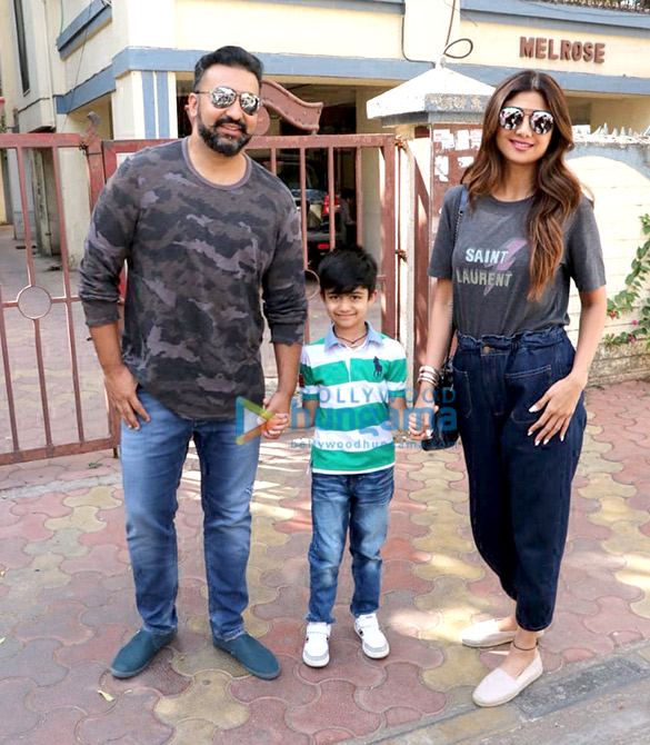 shilpa shetty snapped with family at farmers cafe 2